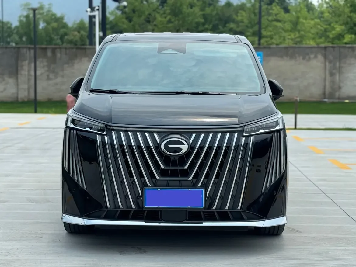 GAC Trumpchi M8