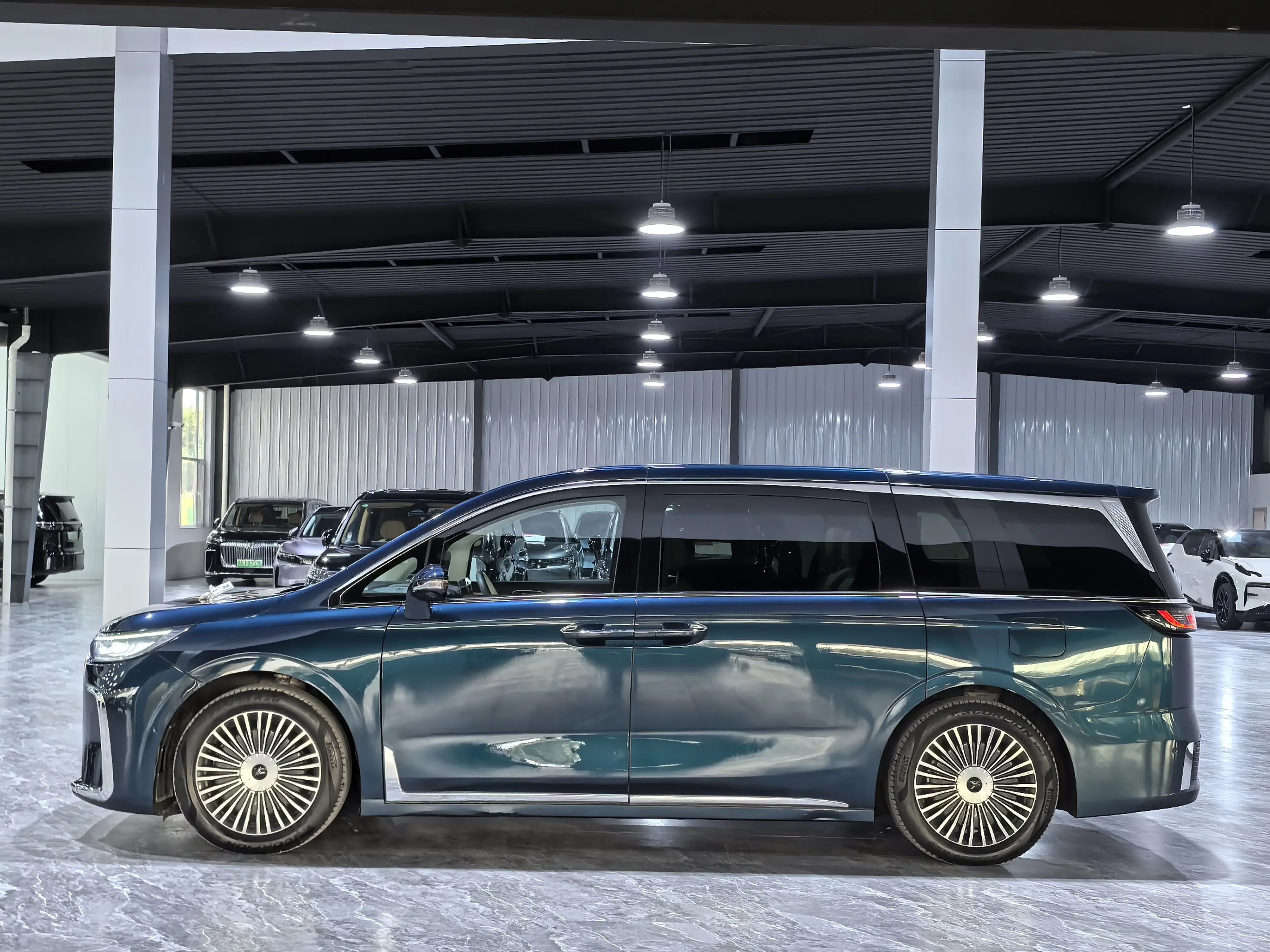 Voyah Lantu Dreamer PHEV