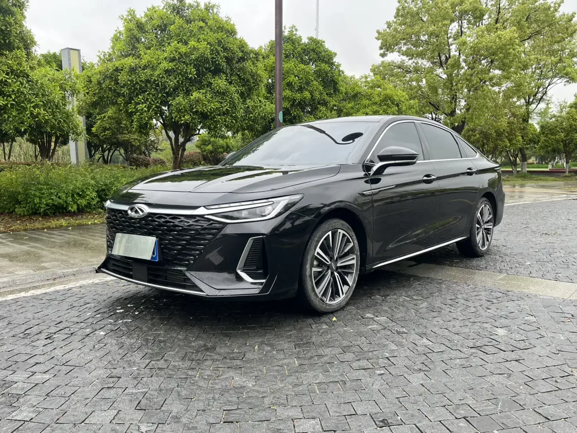 Chery Arrizo 8