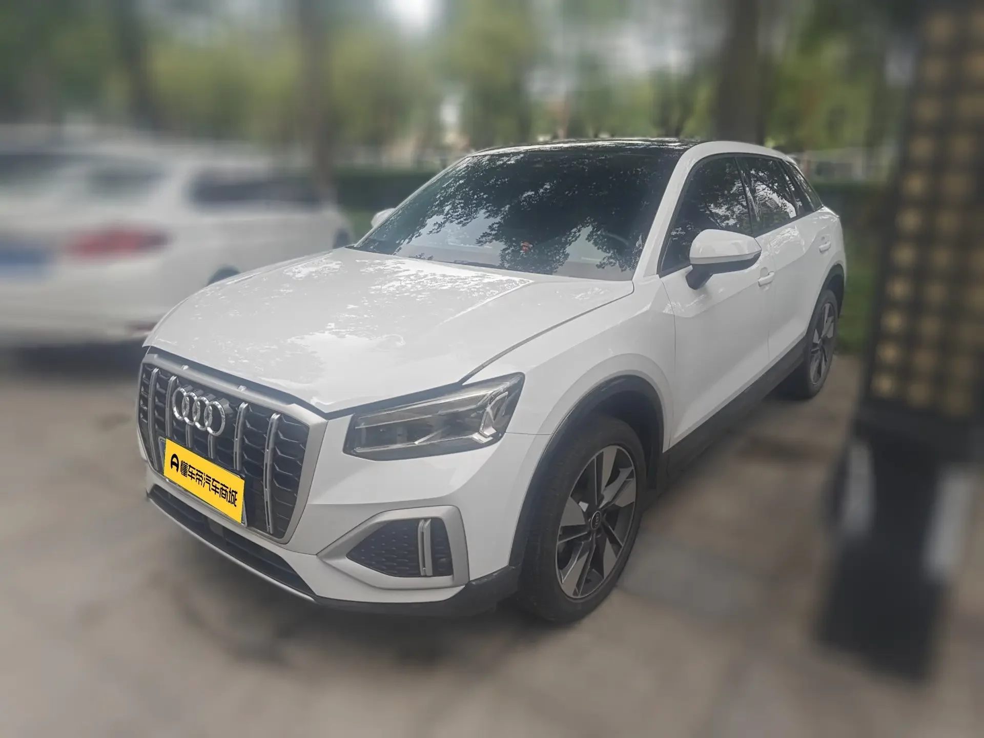 Audi Q2L