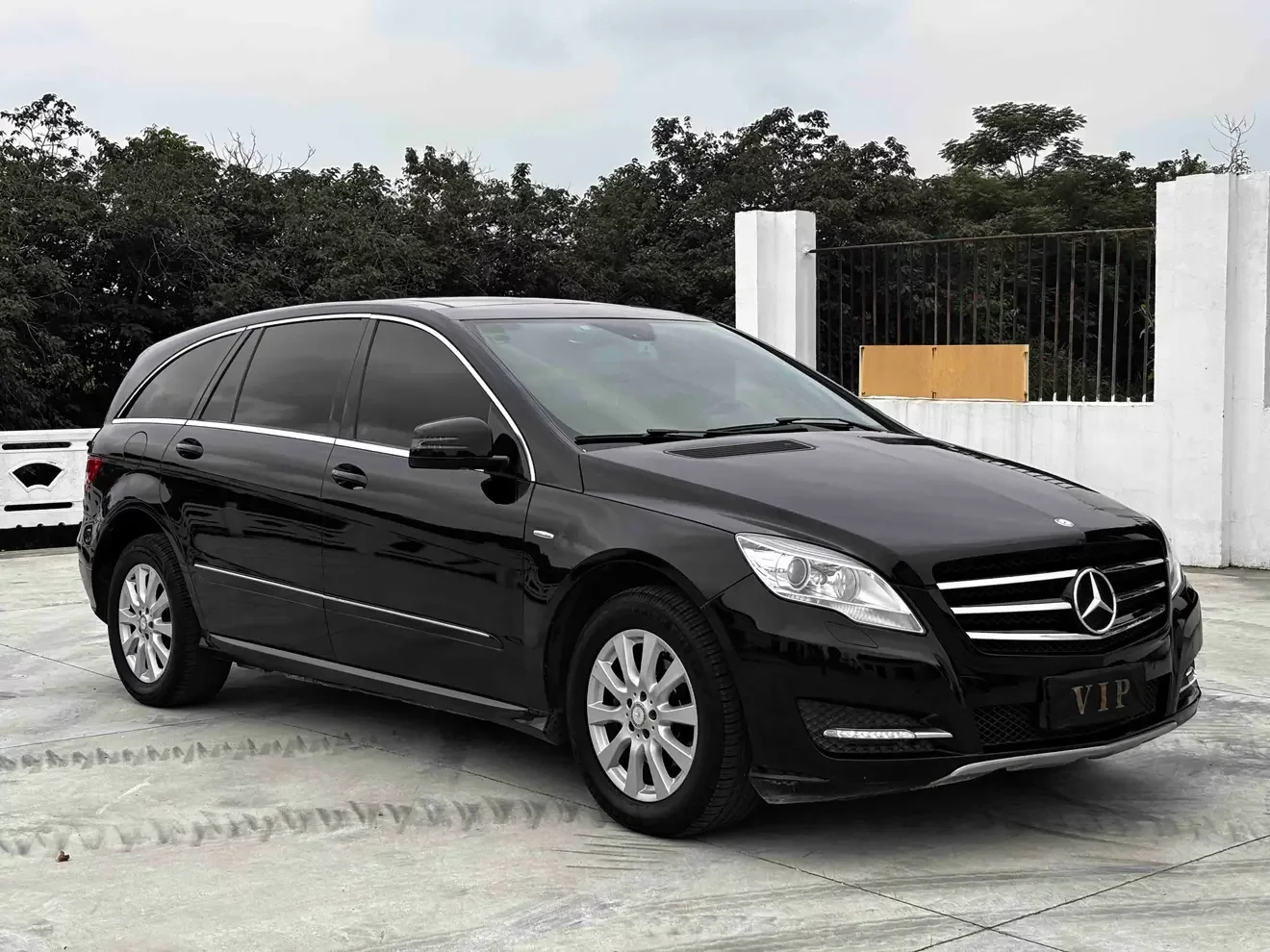 Mercedes-Benz R-Class