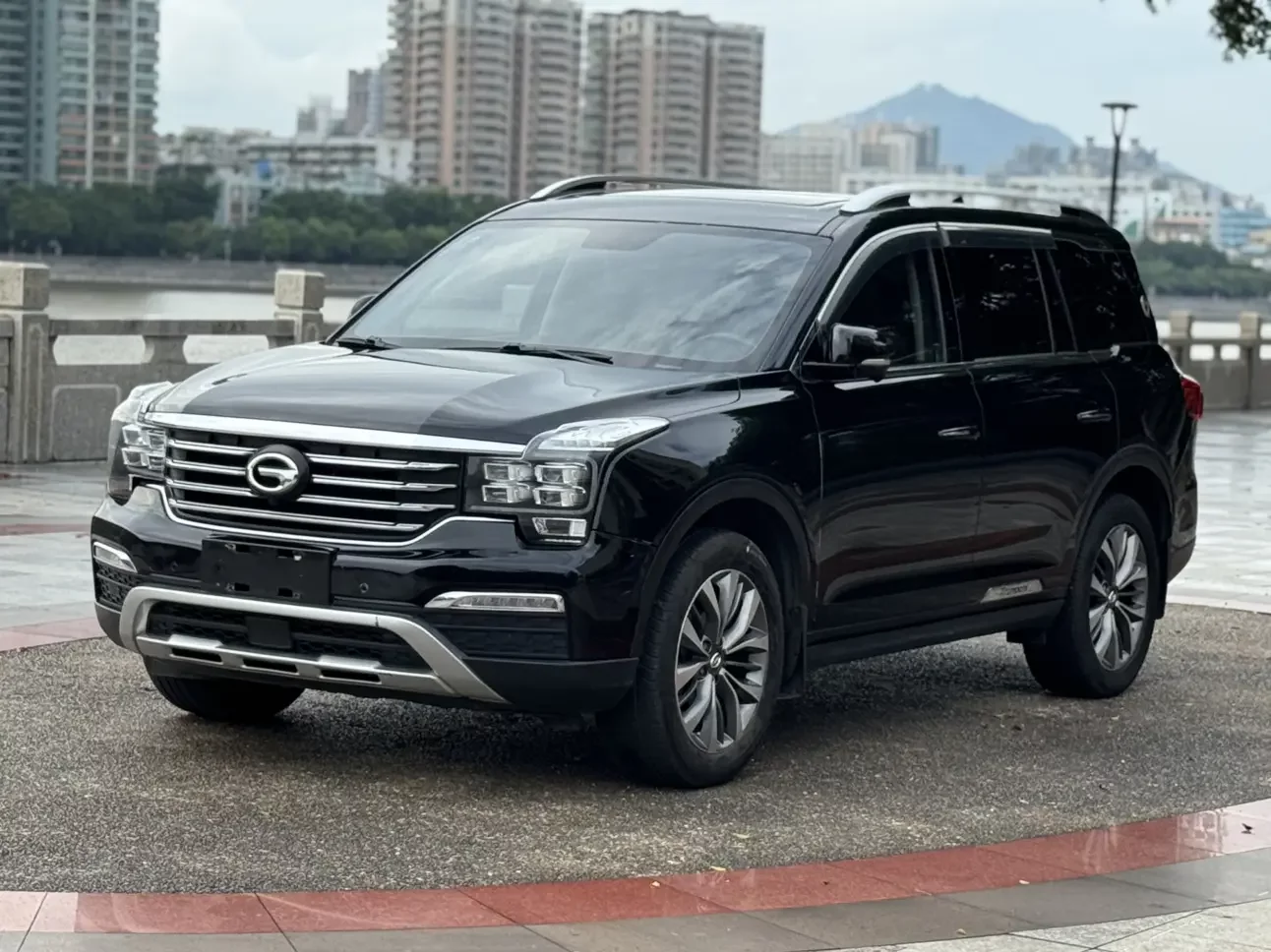 GAC Trumpchi GS8  из Китая