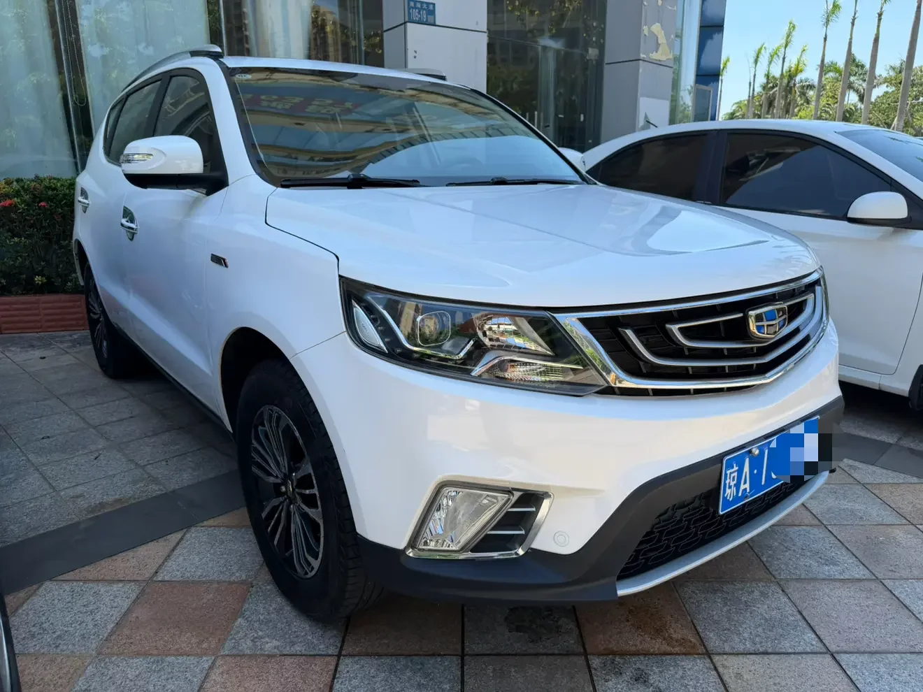Geely Vision X6