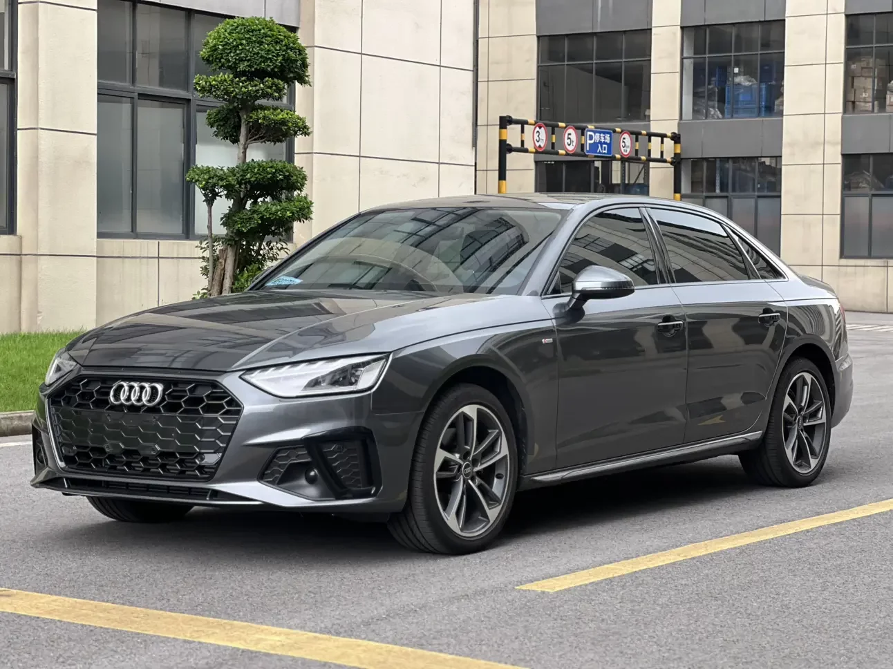 Audi A4L