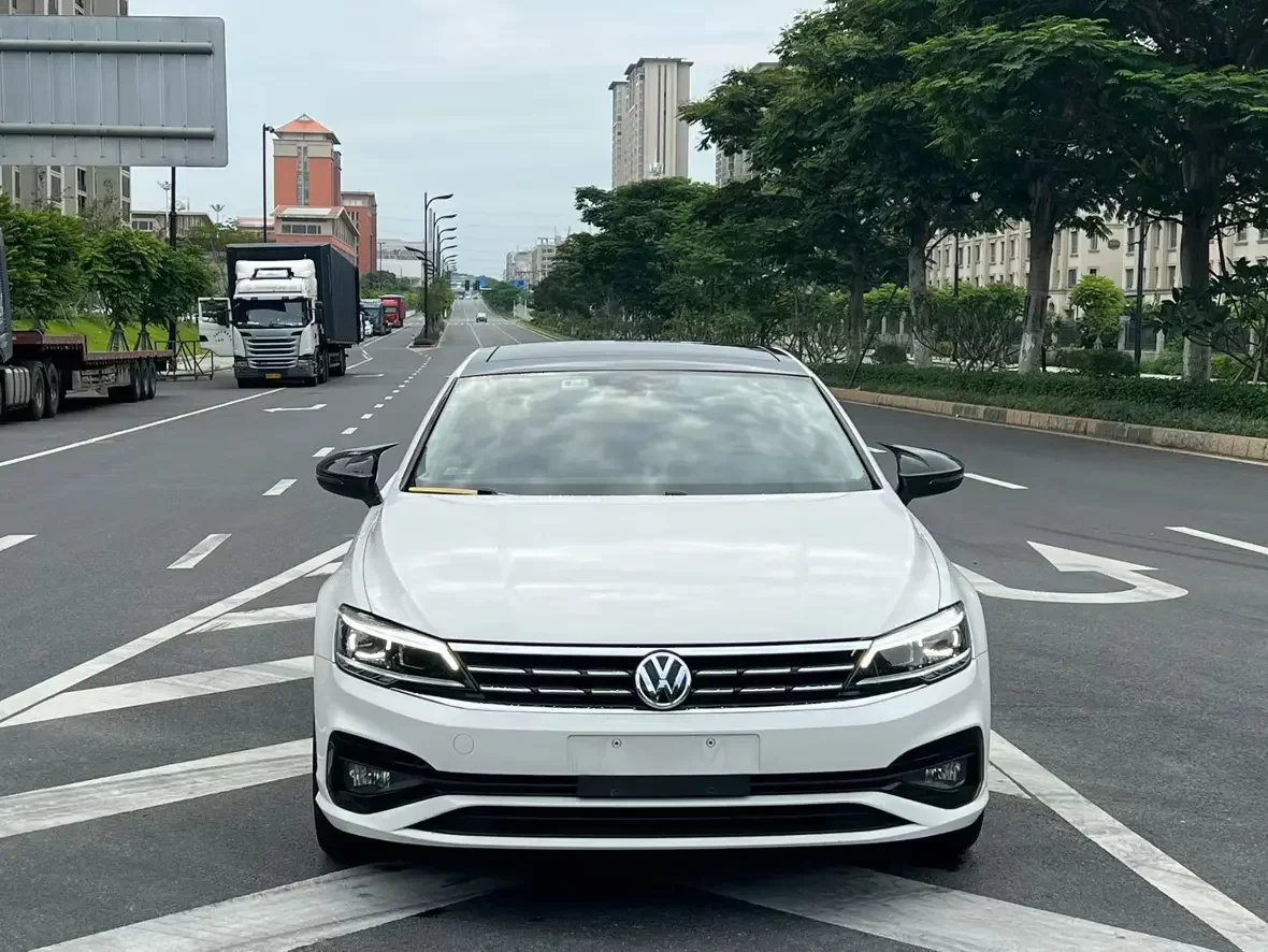Volkswagen Lamando