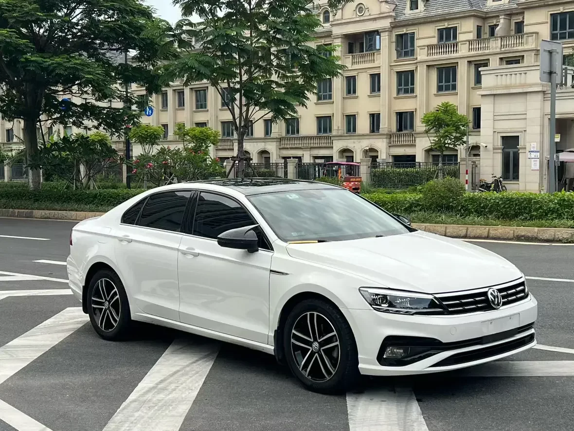 Volkswagen Lamando