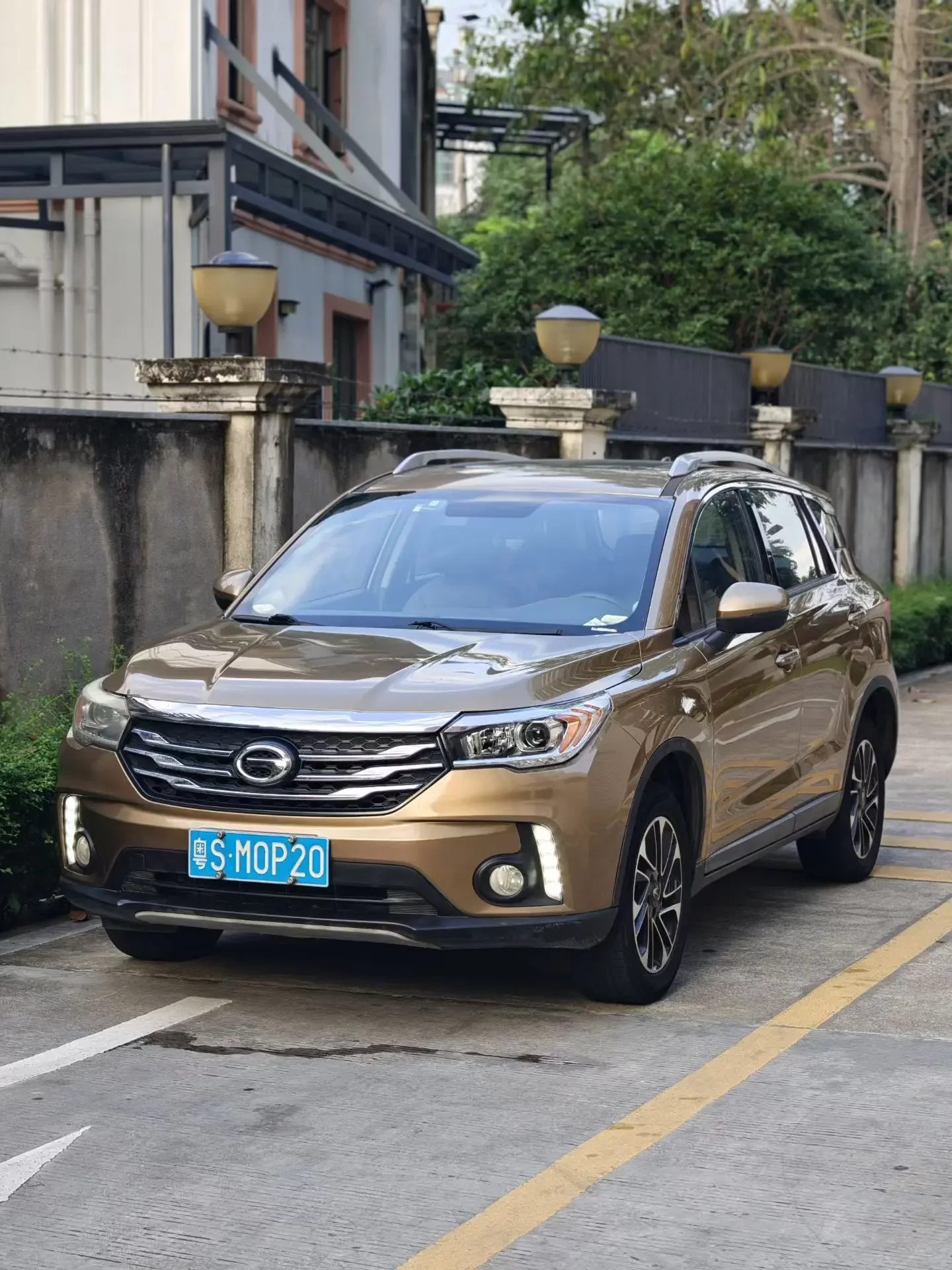 GAC Trumpchi GS4