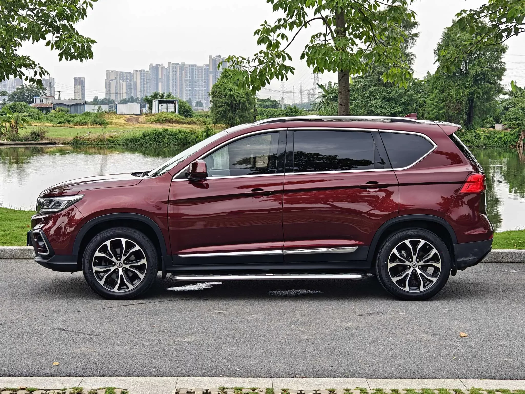 Forthing Jingyi X5