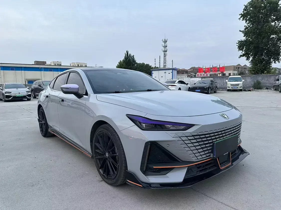 Changan UNI-V