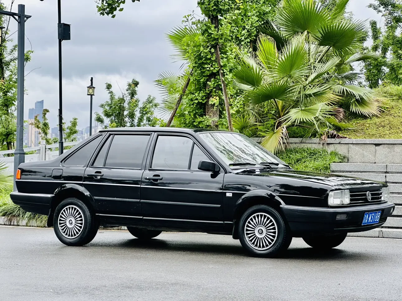 Volkswagen Santana Classic  из Китая