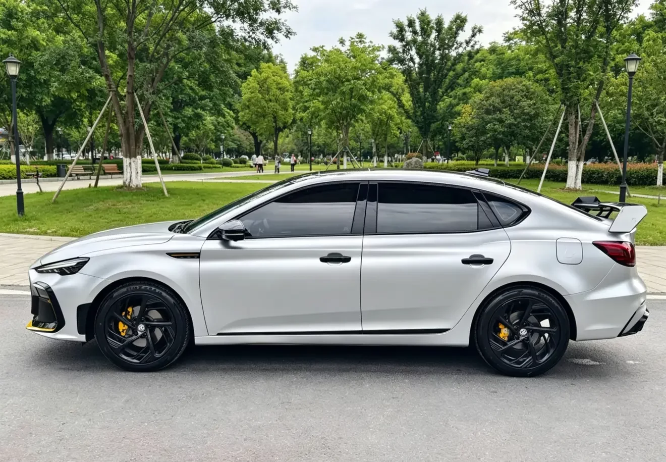 MG 6