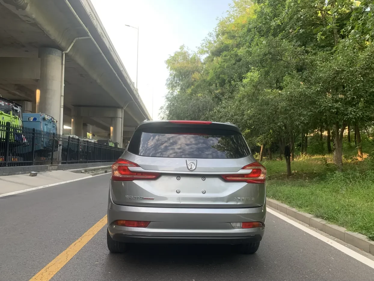 Baojun 310W