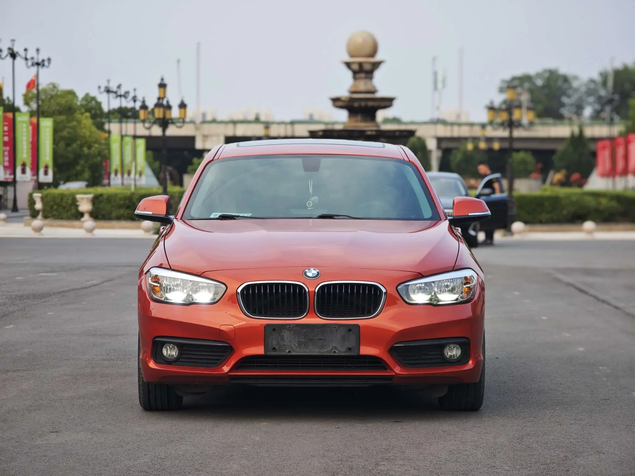 BMW 1 Series  из Китая