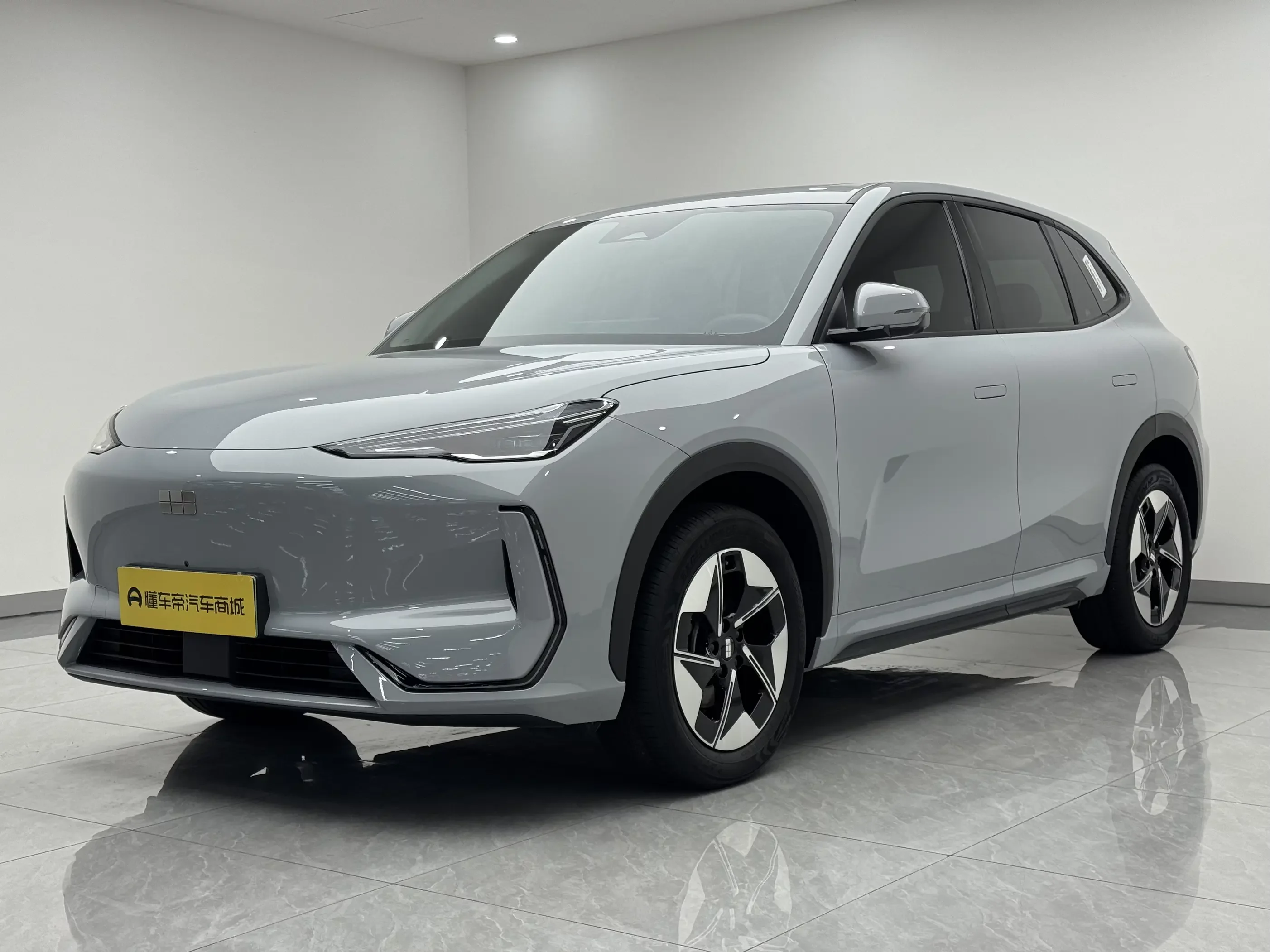 Geely Galaxy E5
