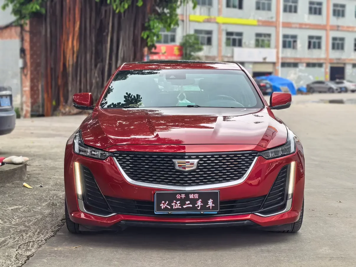 Cadillac CT5  из Китая