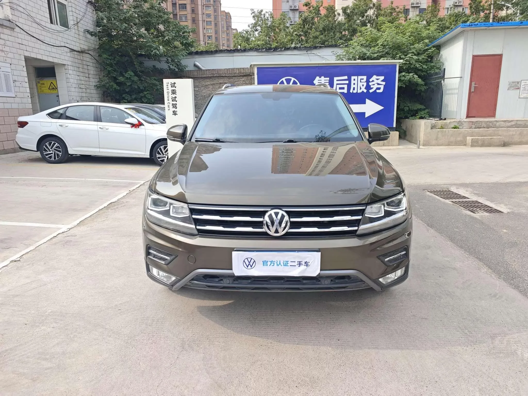 Volkswagen Tiguan L