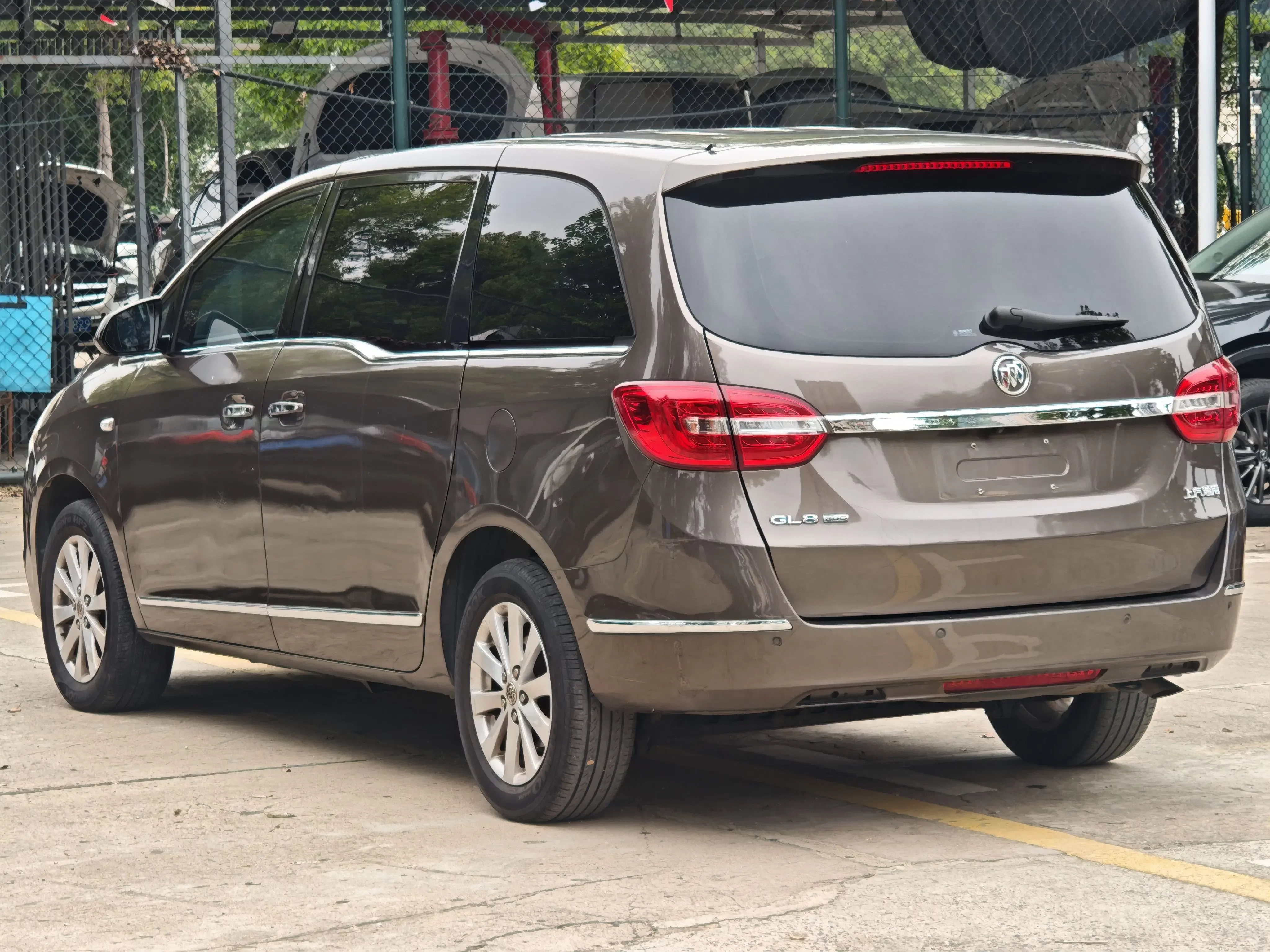 Buick GL8