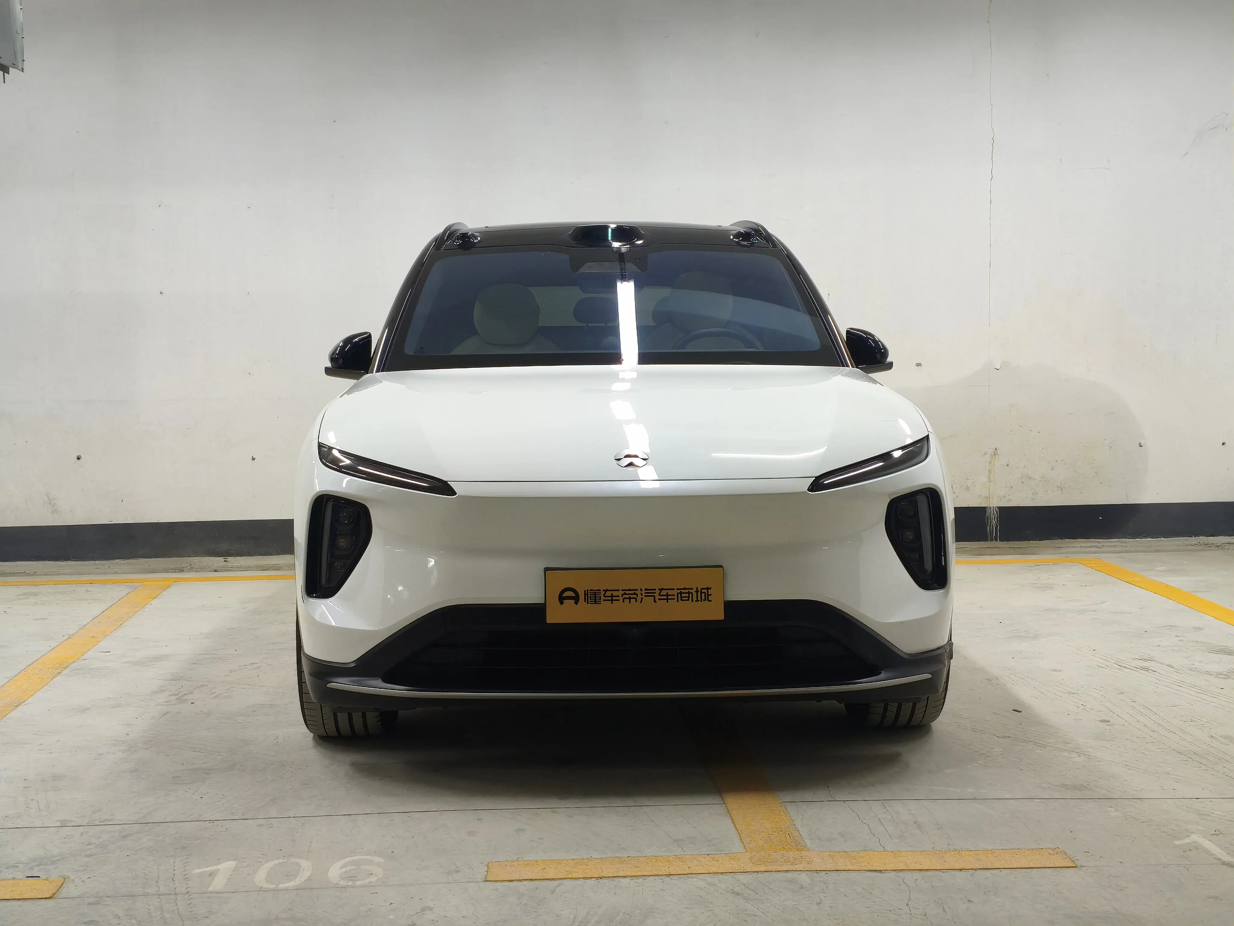 NIO ES6