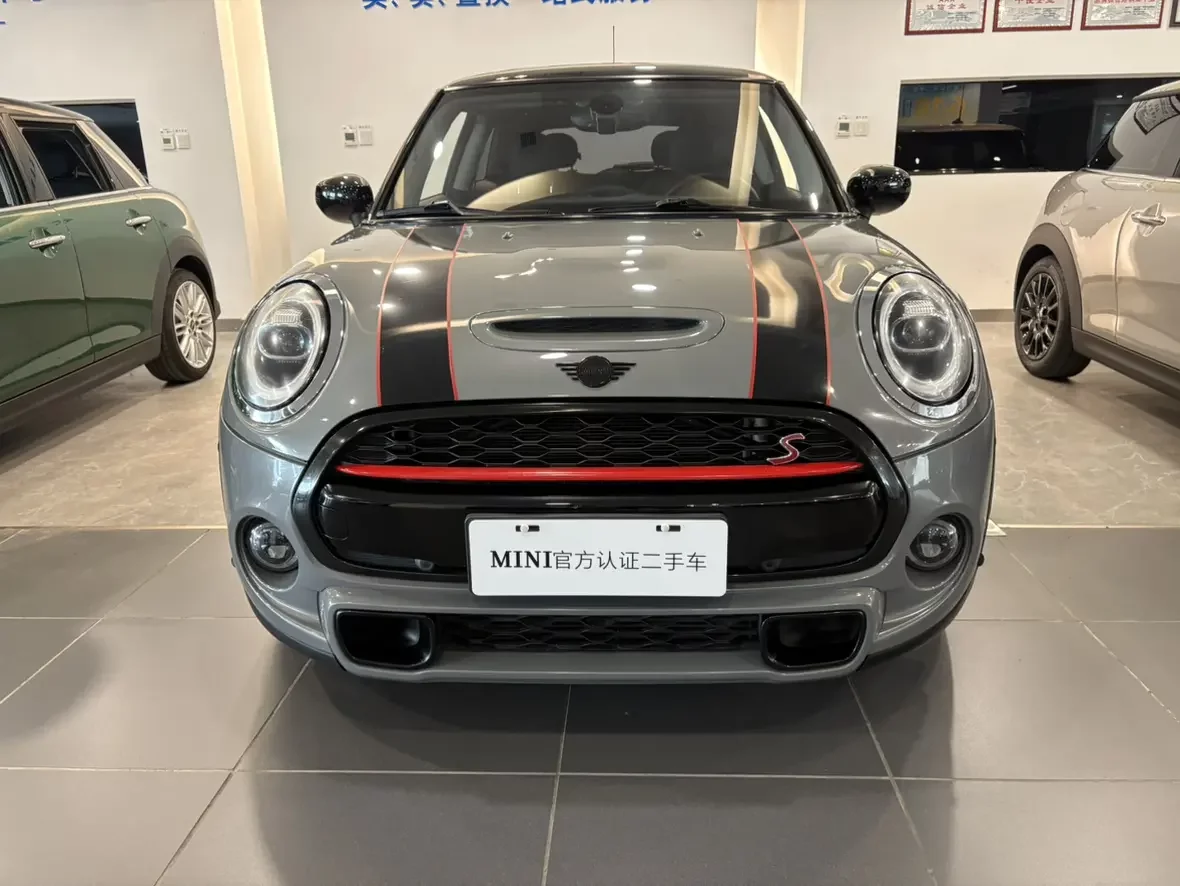 MINI 