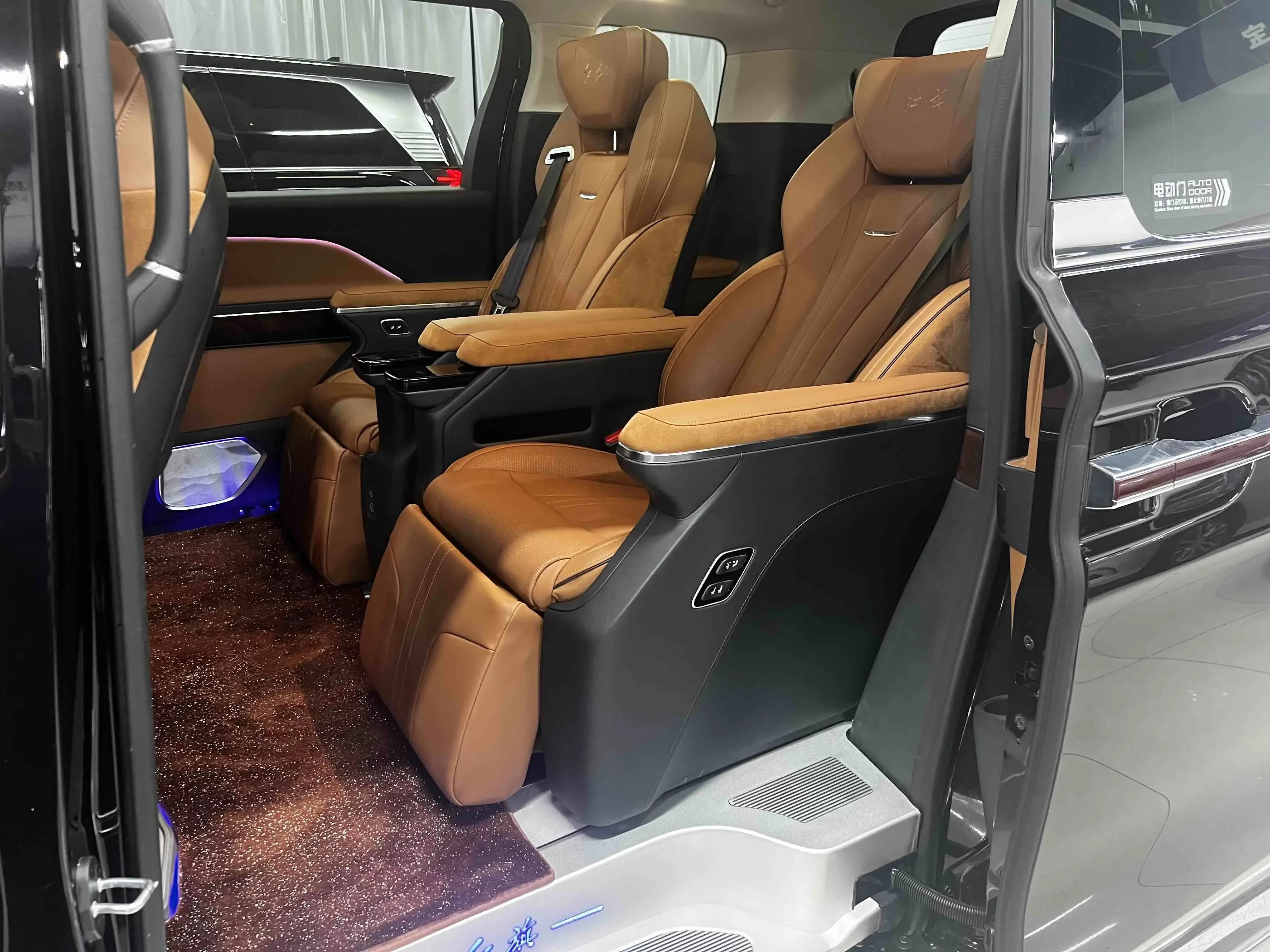 Hongqi HQ9 PHEV