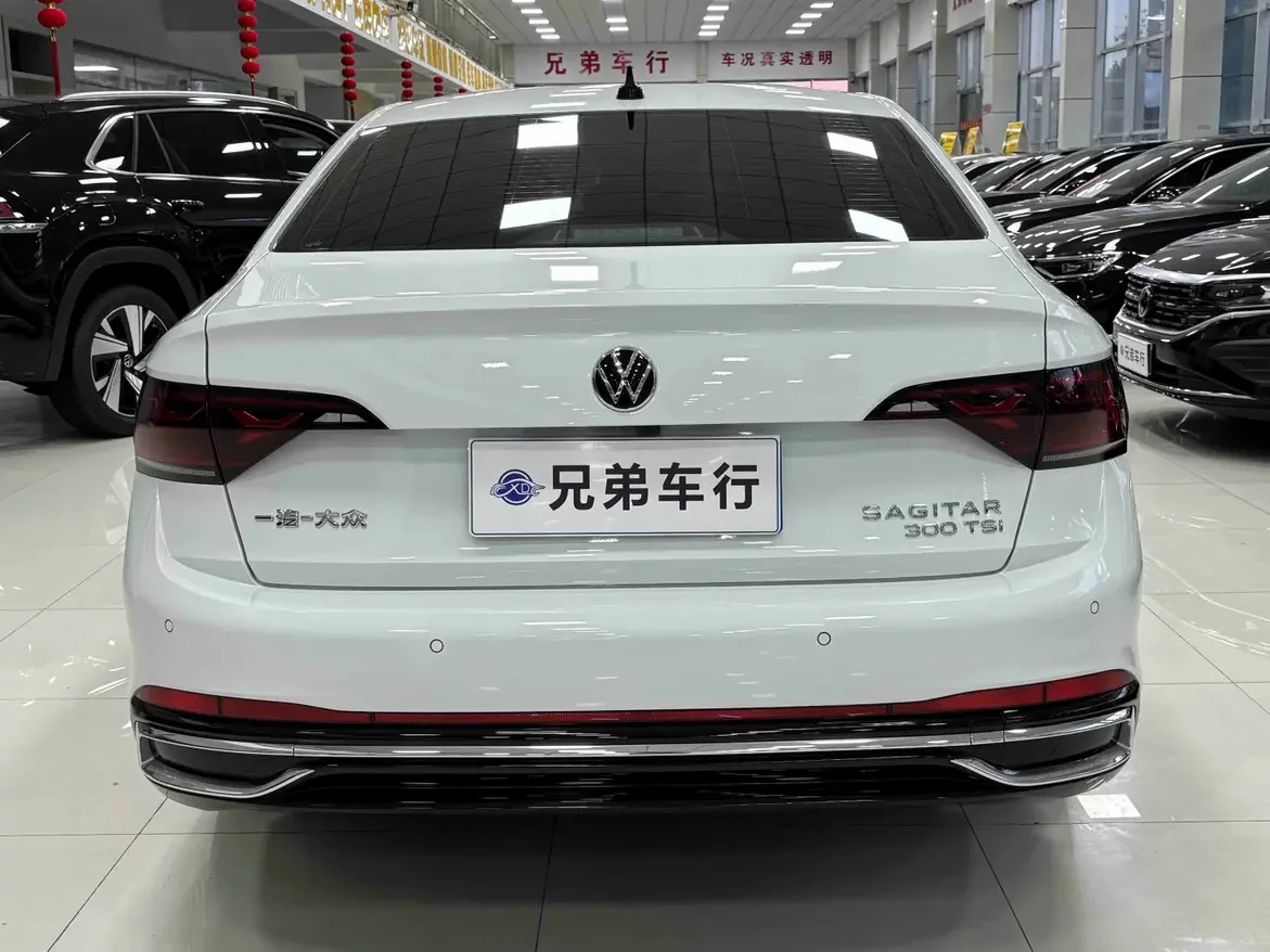 Volkswagen Sagitar