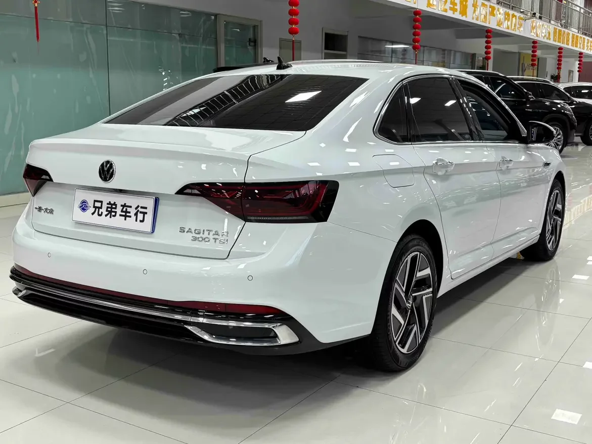 Volkswagen Sagitar