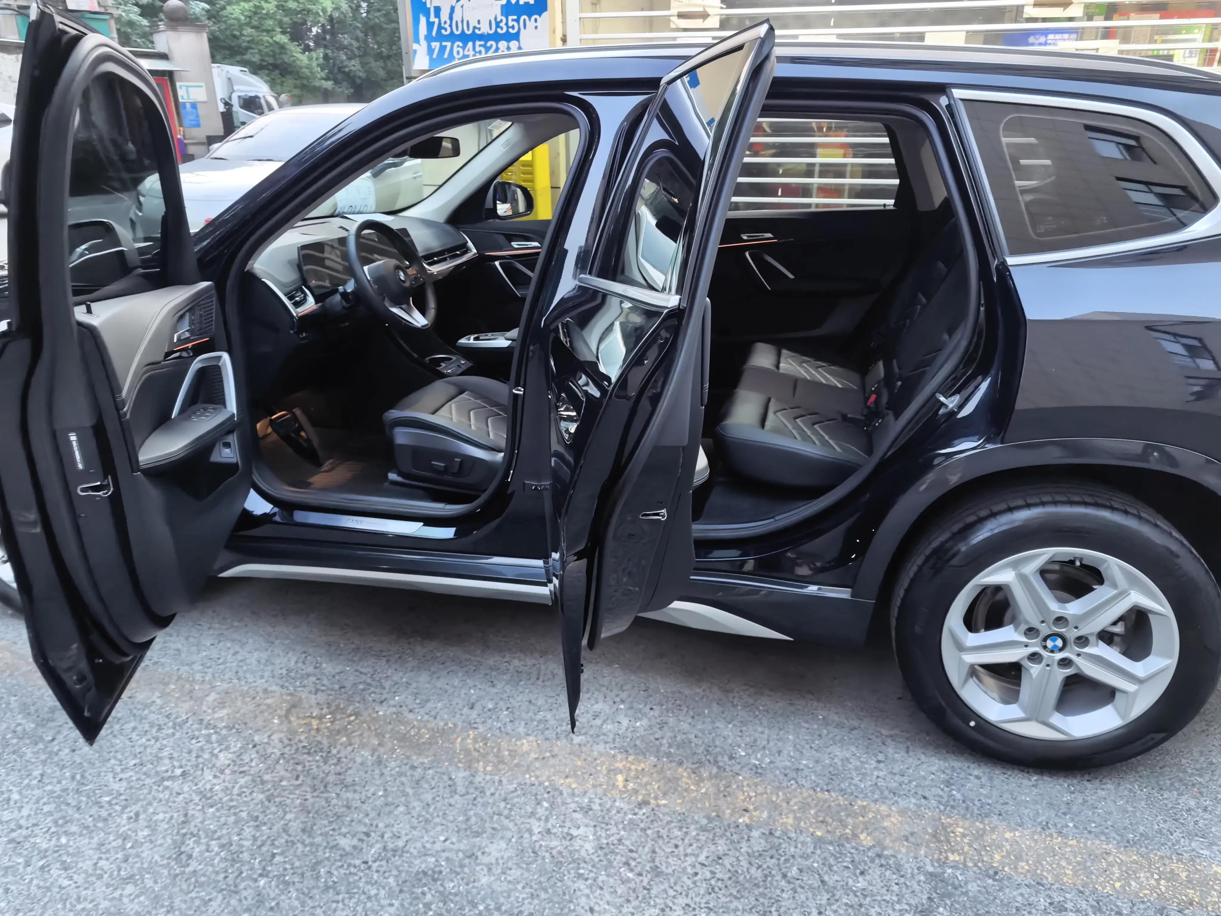 BMW X1