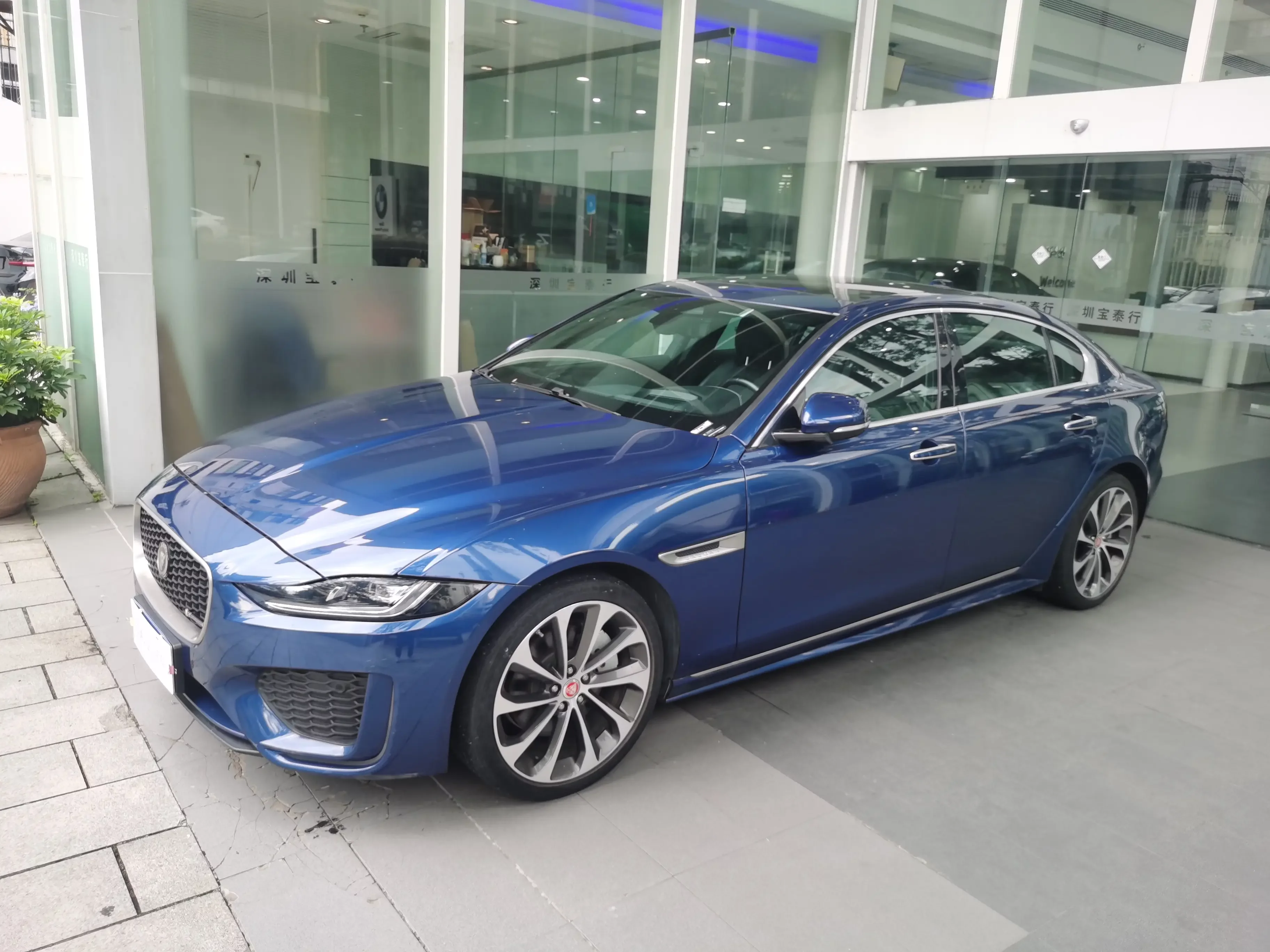 Jaguar XEL