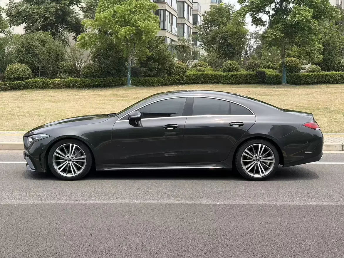 Mercedes-Benz CLS