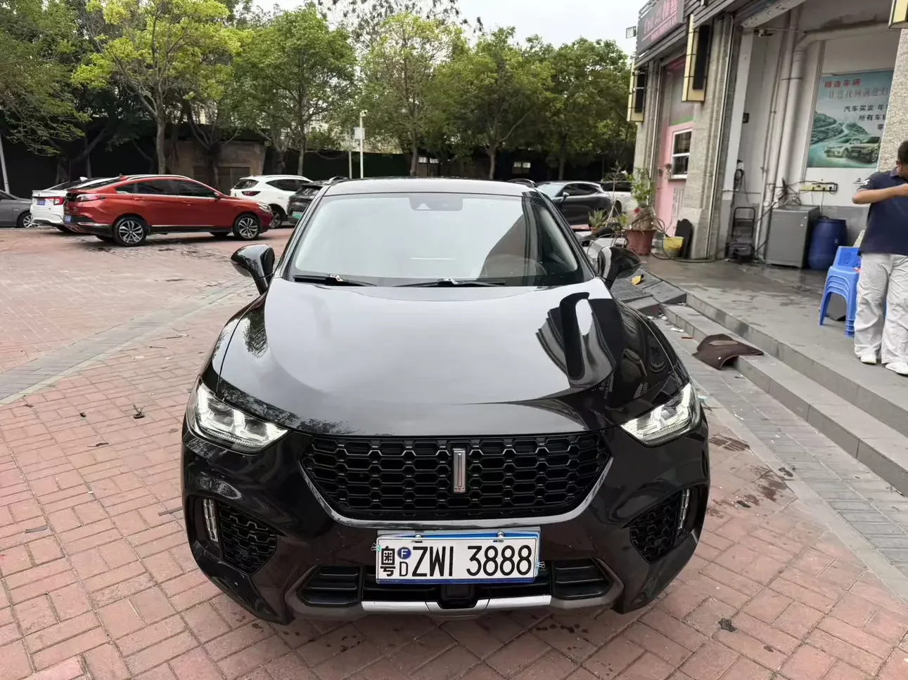 Wey Wei brand VV5