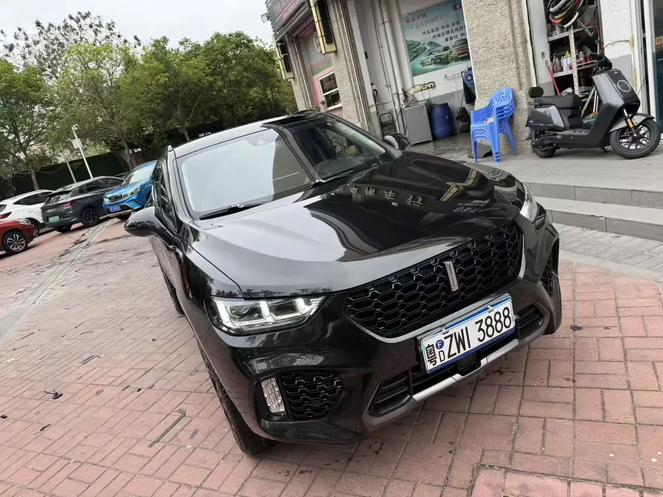 Wey Wei brand VV5
