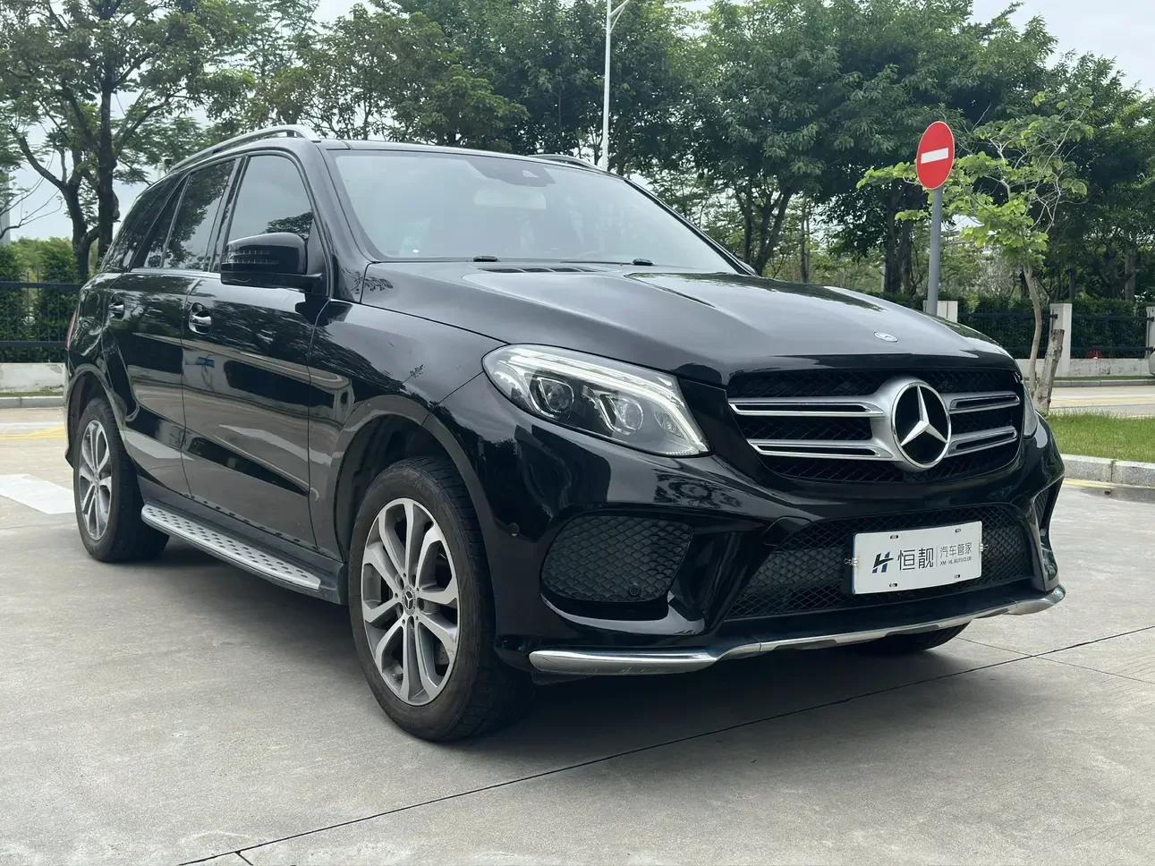 Mercedes-Benz GLE (Imported)