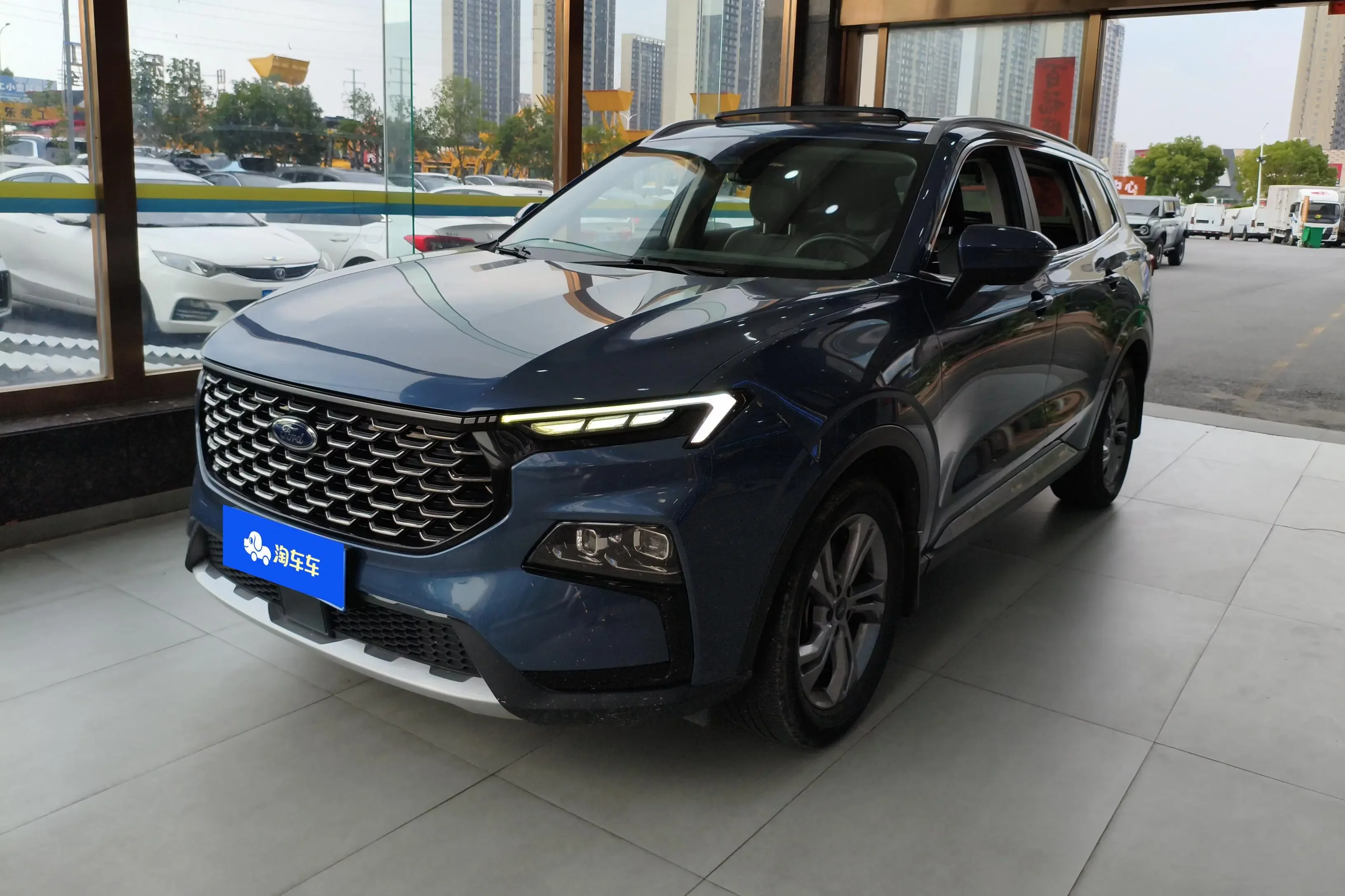 Ford Equator Sport