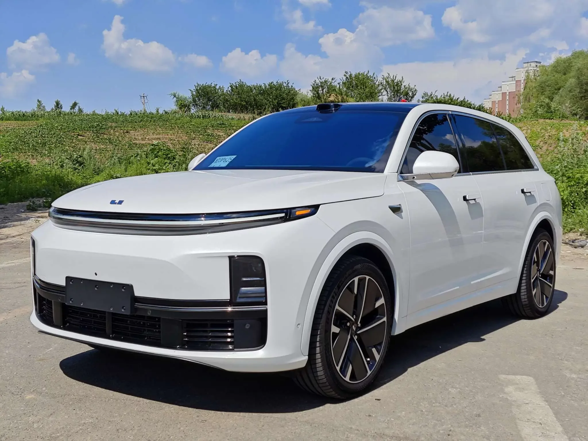 Lixiang L7