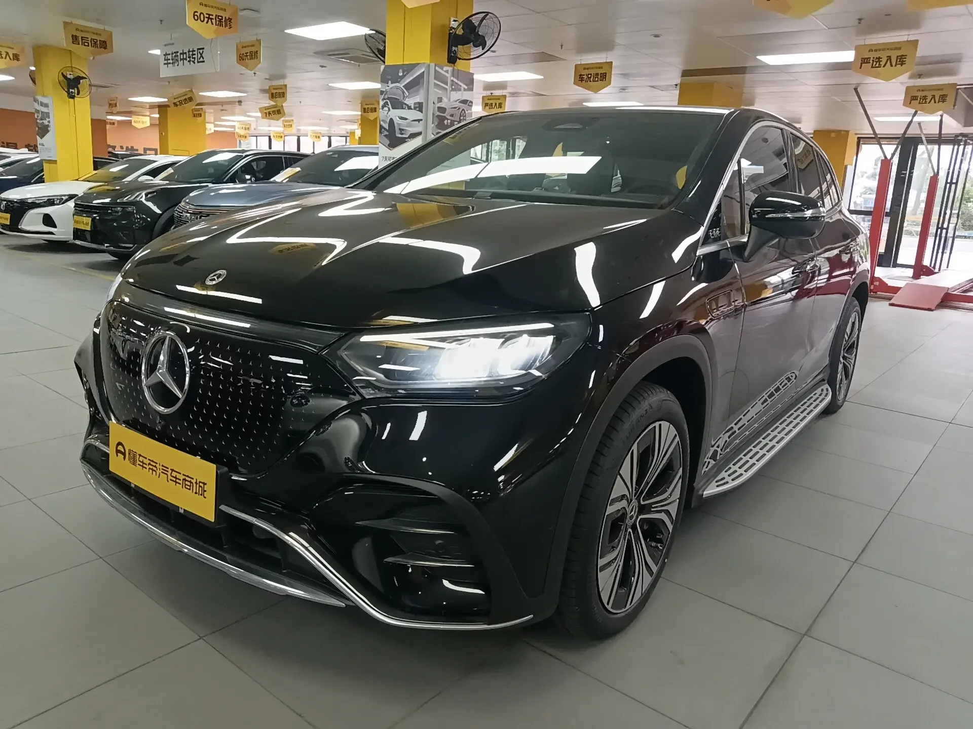 Mercedes-Benz EQE SUV