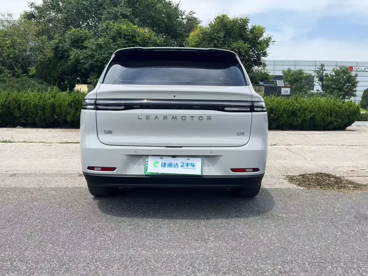 Leapmotor Zero running C10