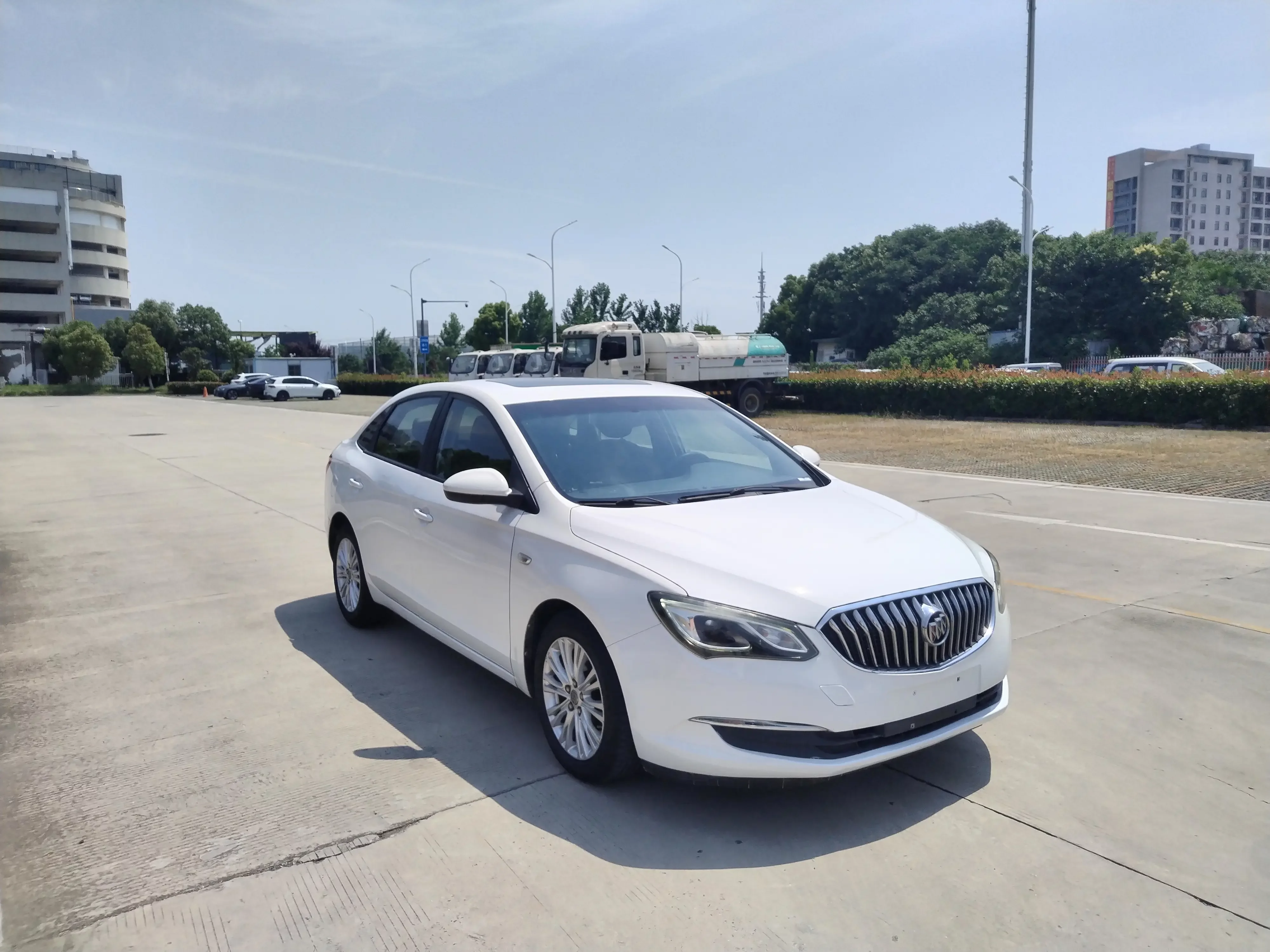 Buick Yinglang