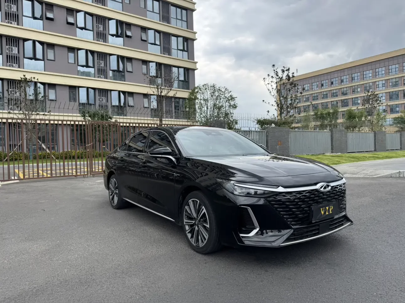 Chery Arrizo 8