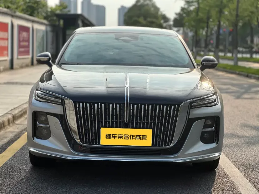 Hongqi H5  из Китая