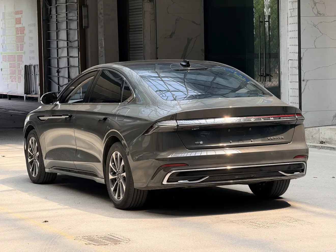 Lincoln Z