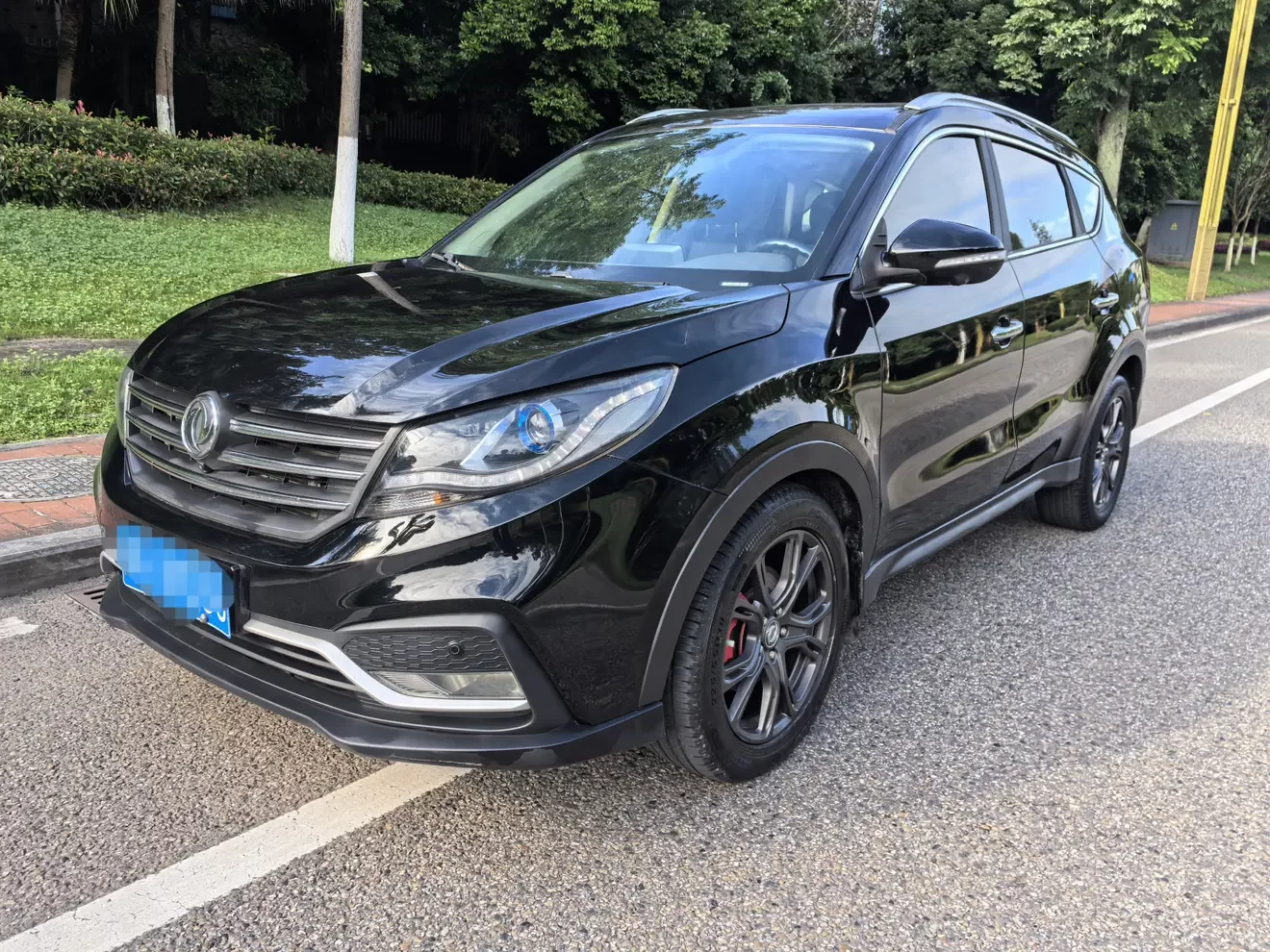 Dongfeng Fengon 580