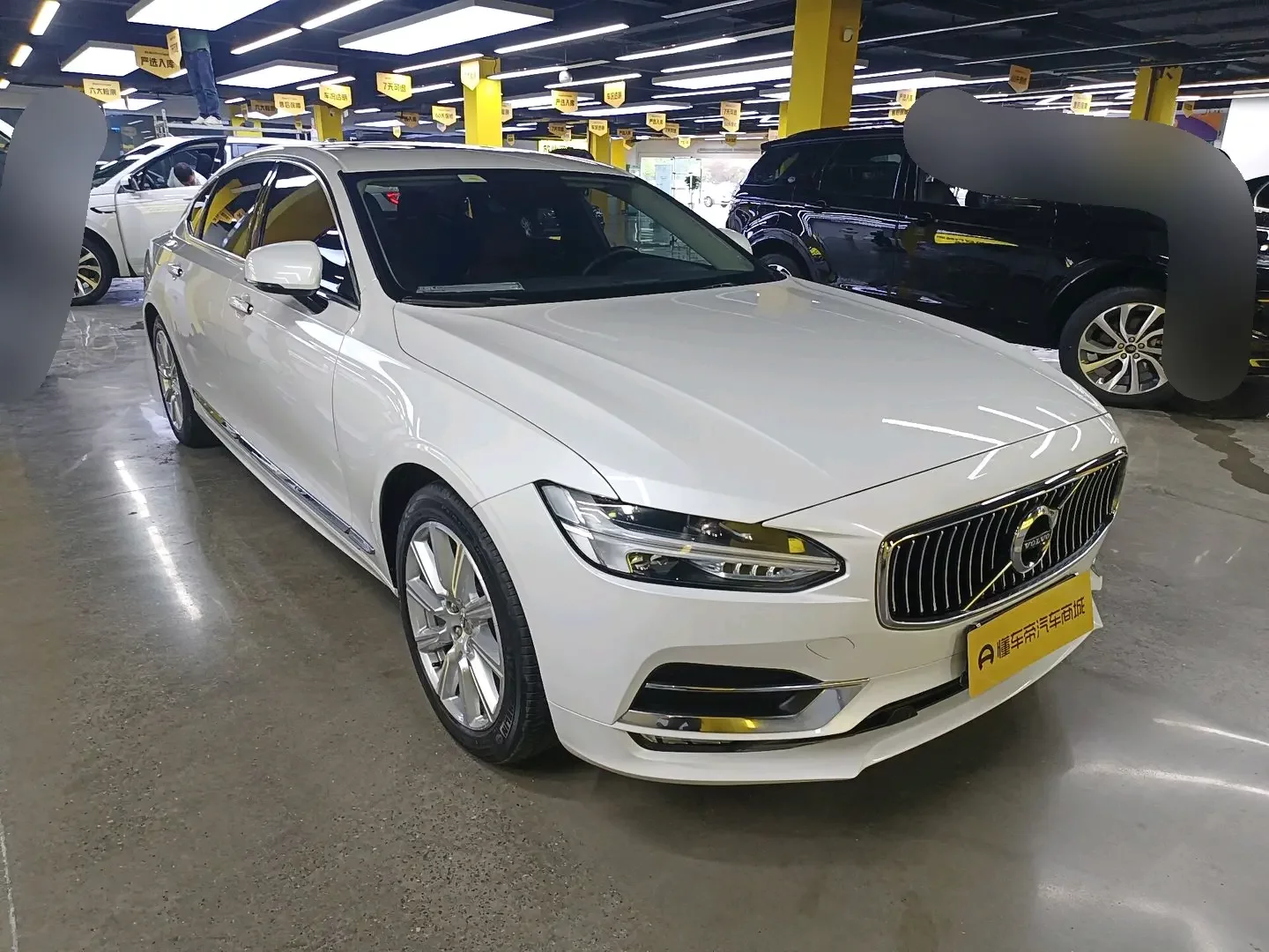 Volvo S90