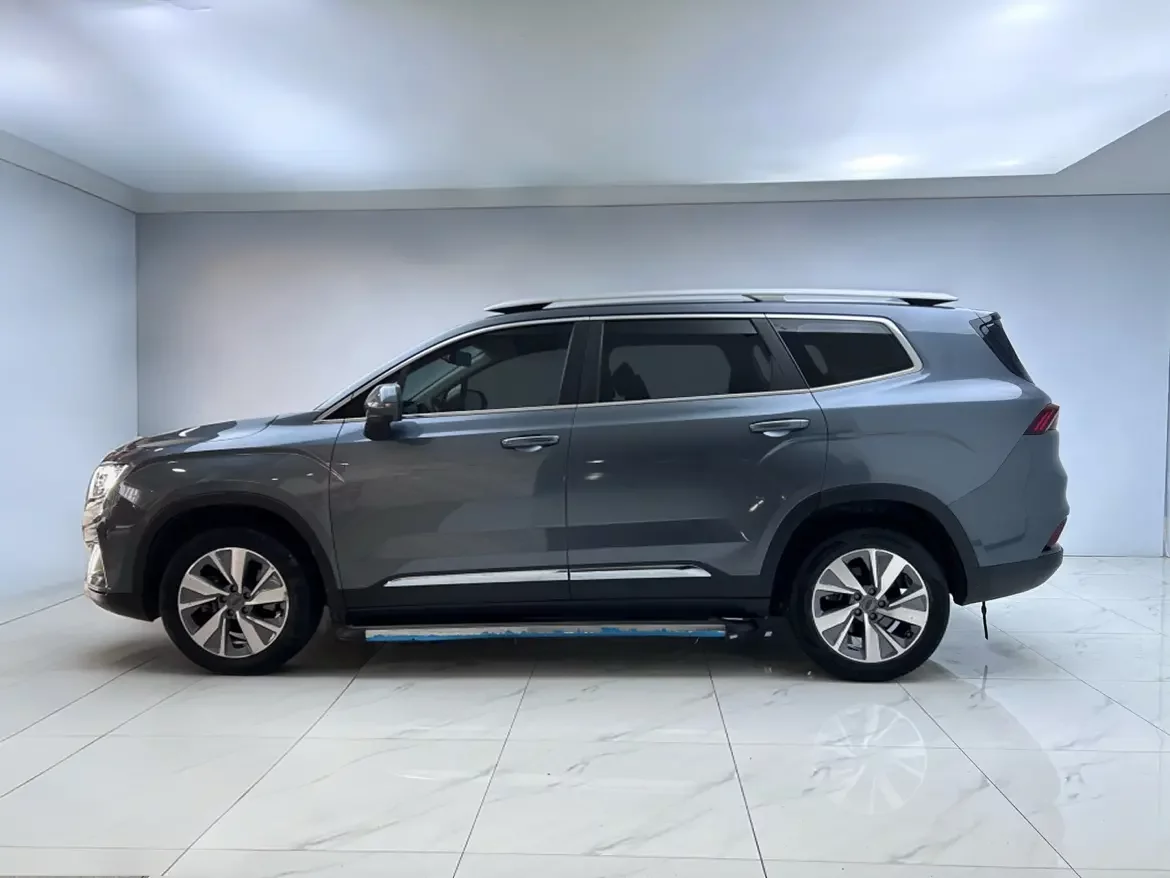 Geely Okavango