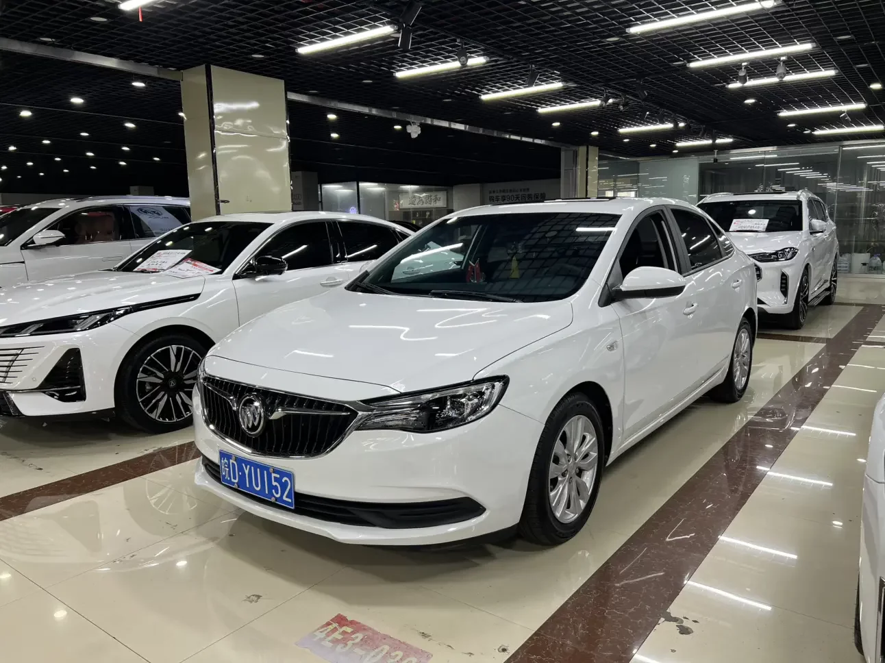 Buick Yinglang