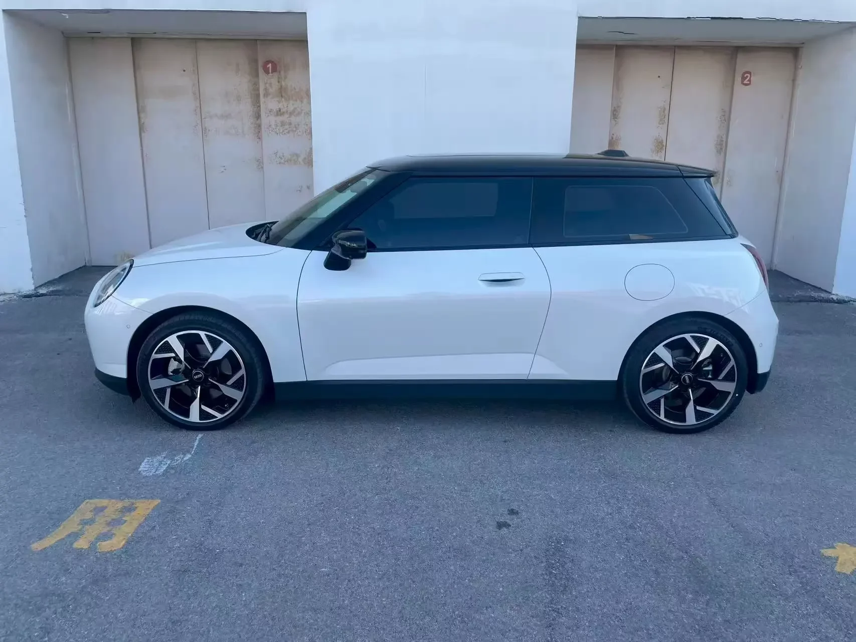 MINI ELECTRIC  COOPER