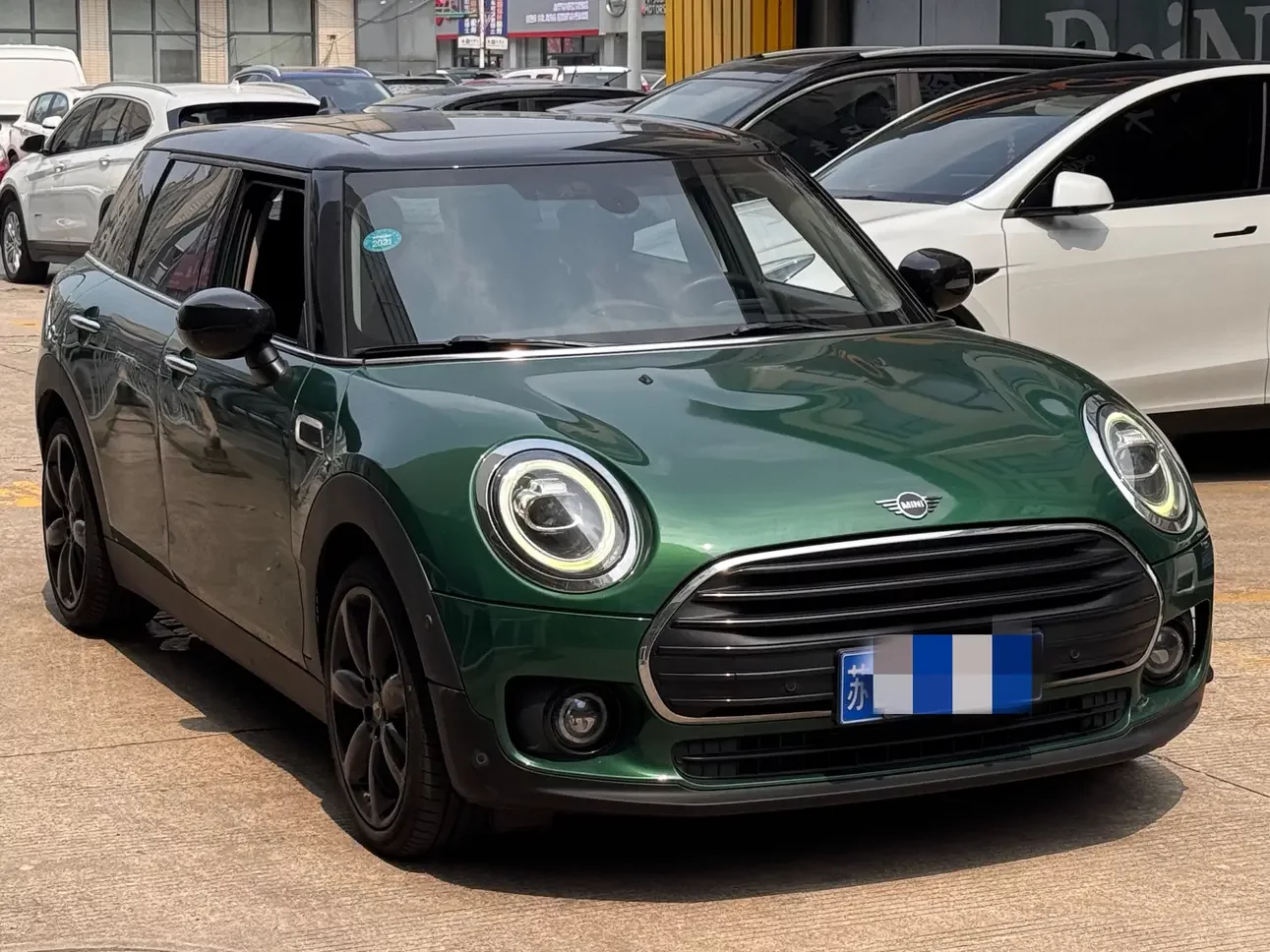 MINI CLUBMAN