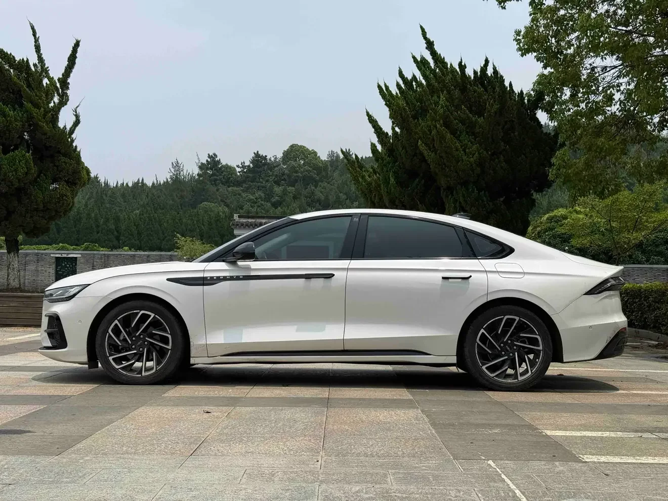 Lincoln Z