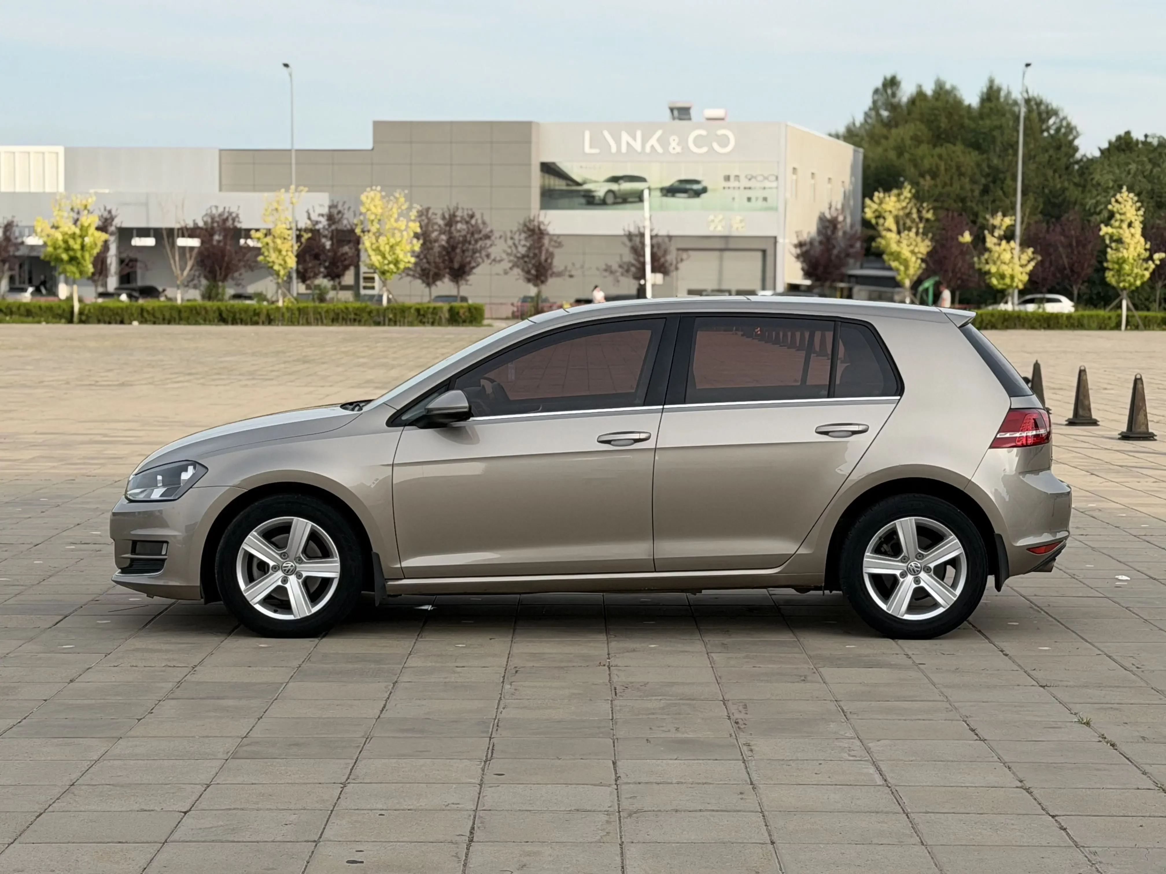 Volkswagen golf
