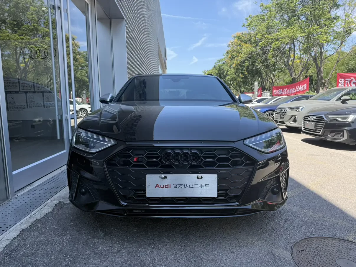 Audi S4