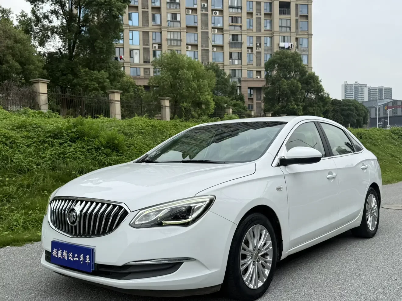 Buick Yinglang